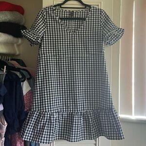 Gingham dress NWOT!🖤